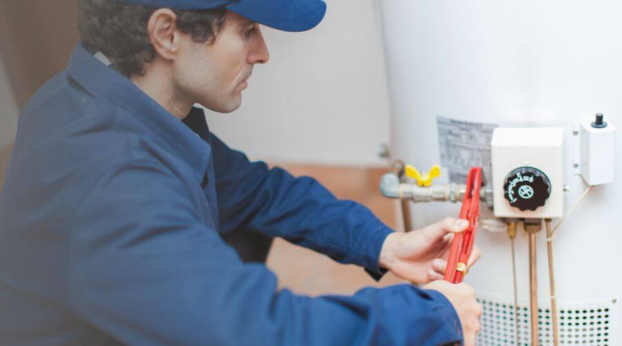 Local water heater installation in Naponee, NE
